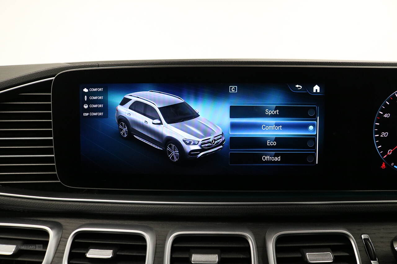 Jul 2020 Mercedes-Benz GLE GLE 400d 4Matic AMG Line Prem + 5dr 9G-Tron [7 St]