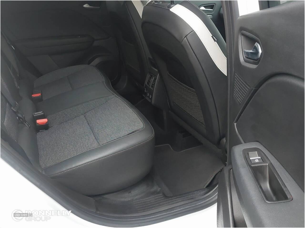 Jan 2022 Renault Captur 1.3 TCE 140 S Edition 5dr