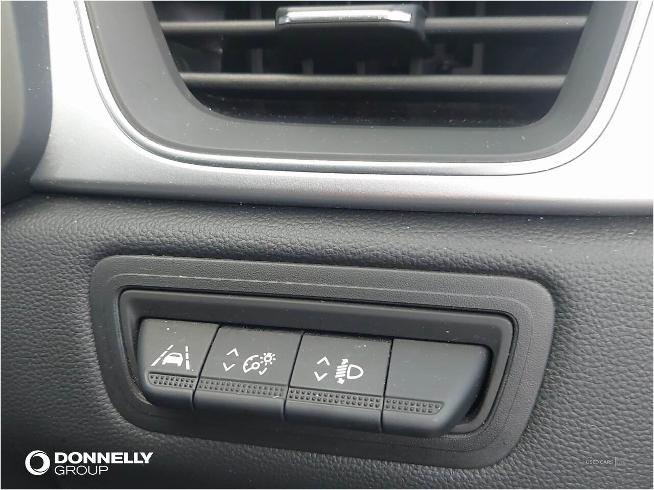 Jan 2022 Renault Captur 1.3 TCE 140 S Edition 5dr