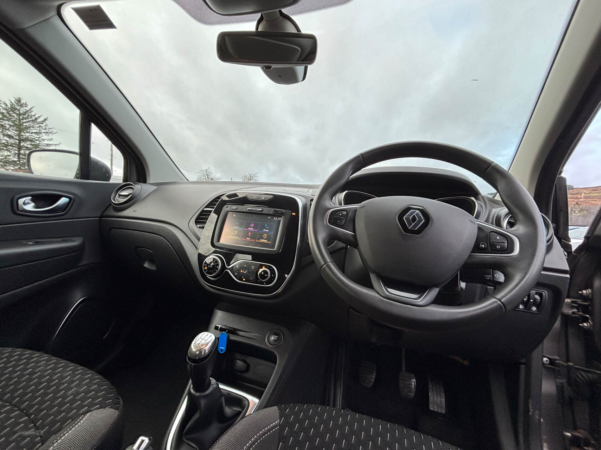 Renault Captur DIESEL HATCHBACK in Tyrone