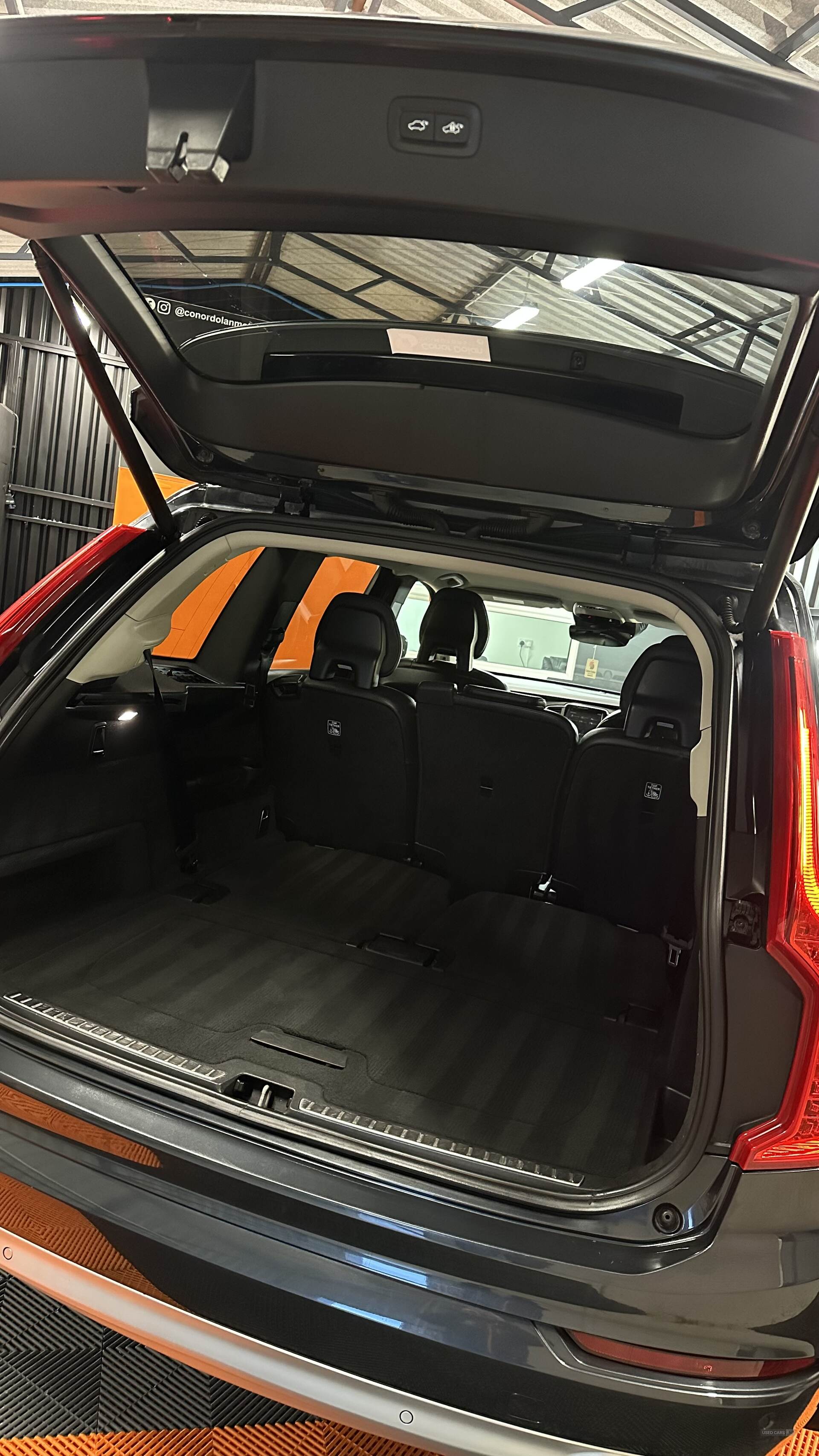 Apr 2018 Volvo XC90 2.0 D5 PowerPulse Momentum 5dr AWD Geartronic