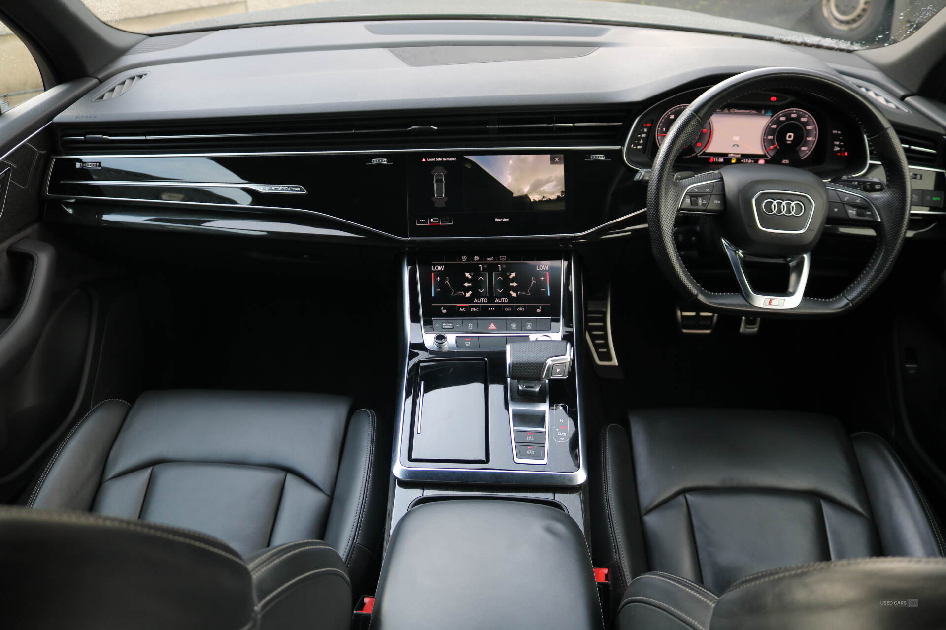 Car Thumbnail 12