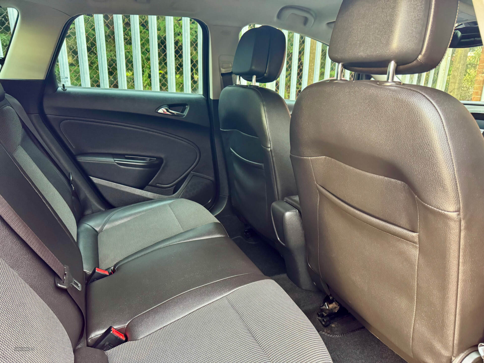 Oct 2013 Vauxhall Astra 2.0 CDTi 16V SE 5dr Auto