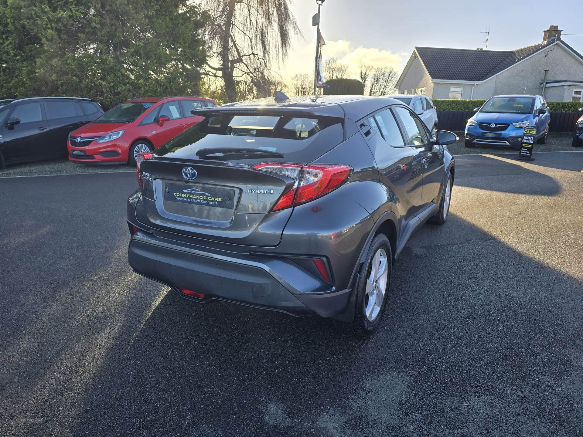 Jan 2018 Toyota C-HR 1.8 Hybrid Icon 5dr CVT