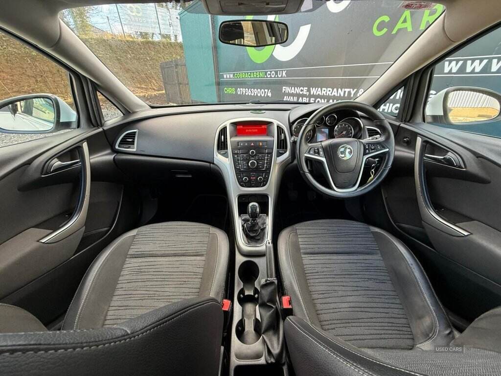Jun 2014 Vauxhall Astra 1.4i 16V Excite 5dr