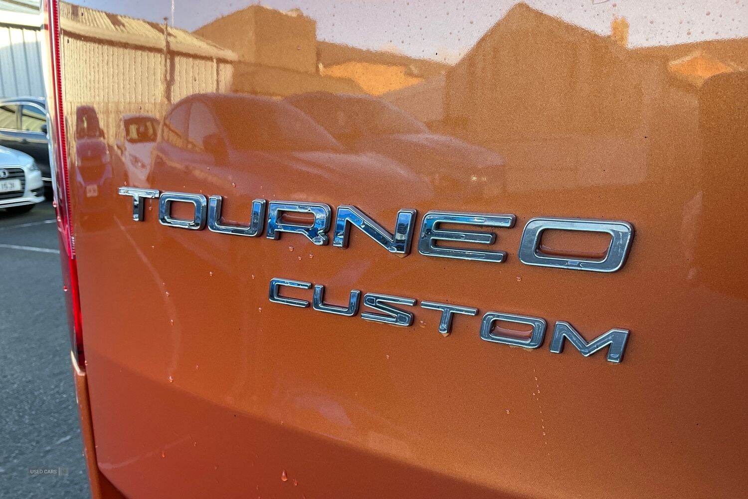 Oct 2021 Ford Tourneo Custom 2.0 EcoBlue 130ps L/R 8 Seater Titanium Auto