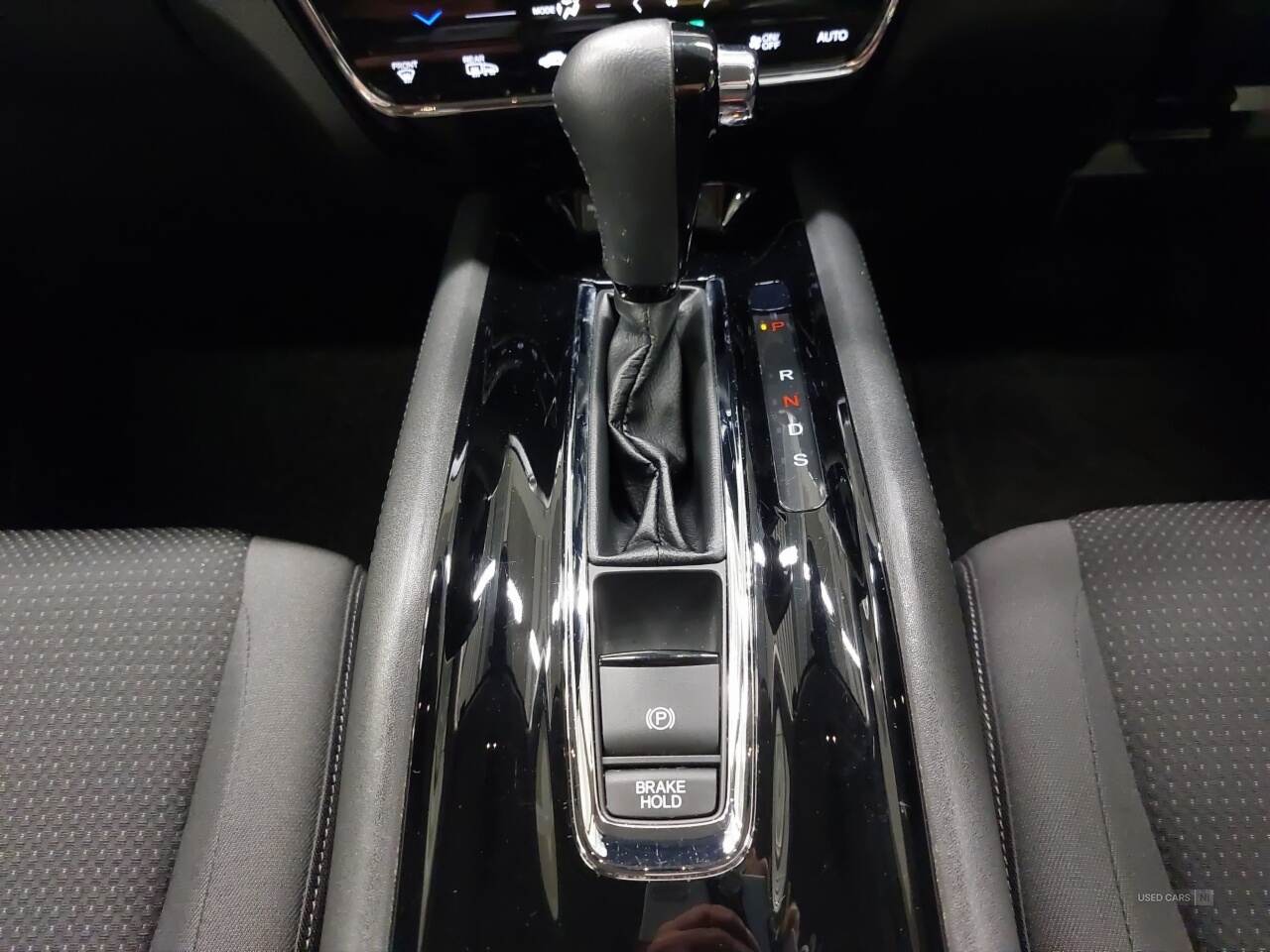 Mar 2020 Honda HR-V 1.5 i-VTEC SE CVT 5dr