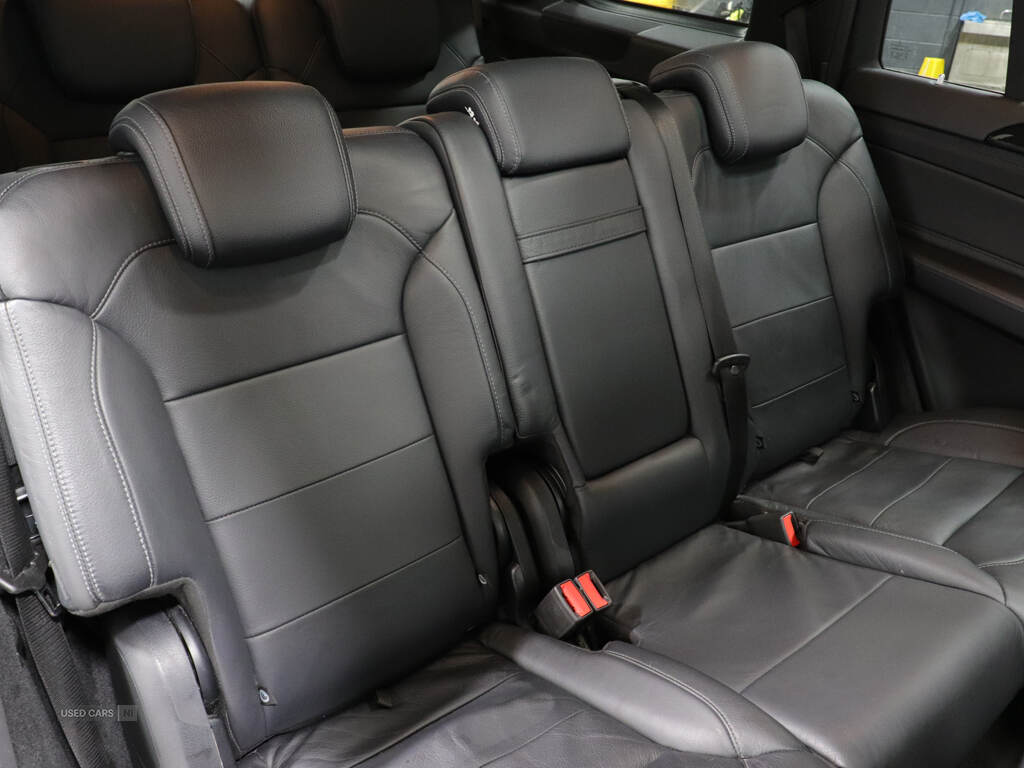 Apr 2019 Mercedes-Benz GLS GLS 350d 4Matic AMG Line 5dr 9G-Tronic