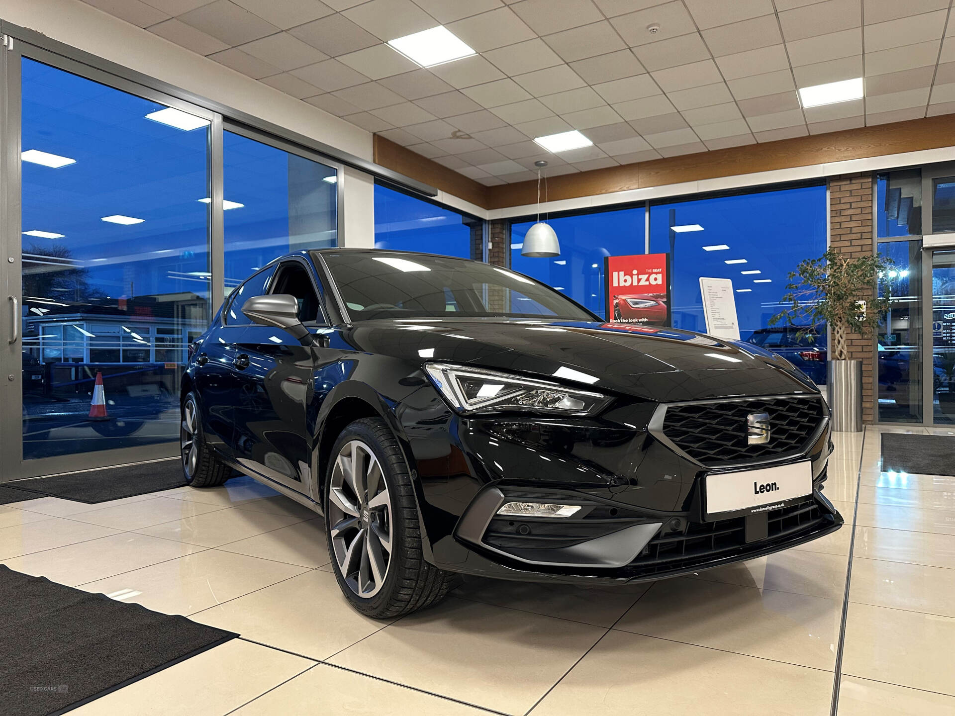 Jan 2025 Seat Leon Leon Hatchback 1.0 eTSI FR Sport 5dr DSG