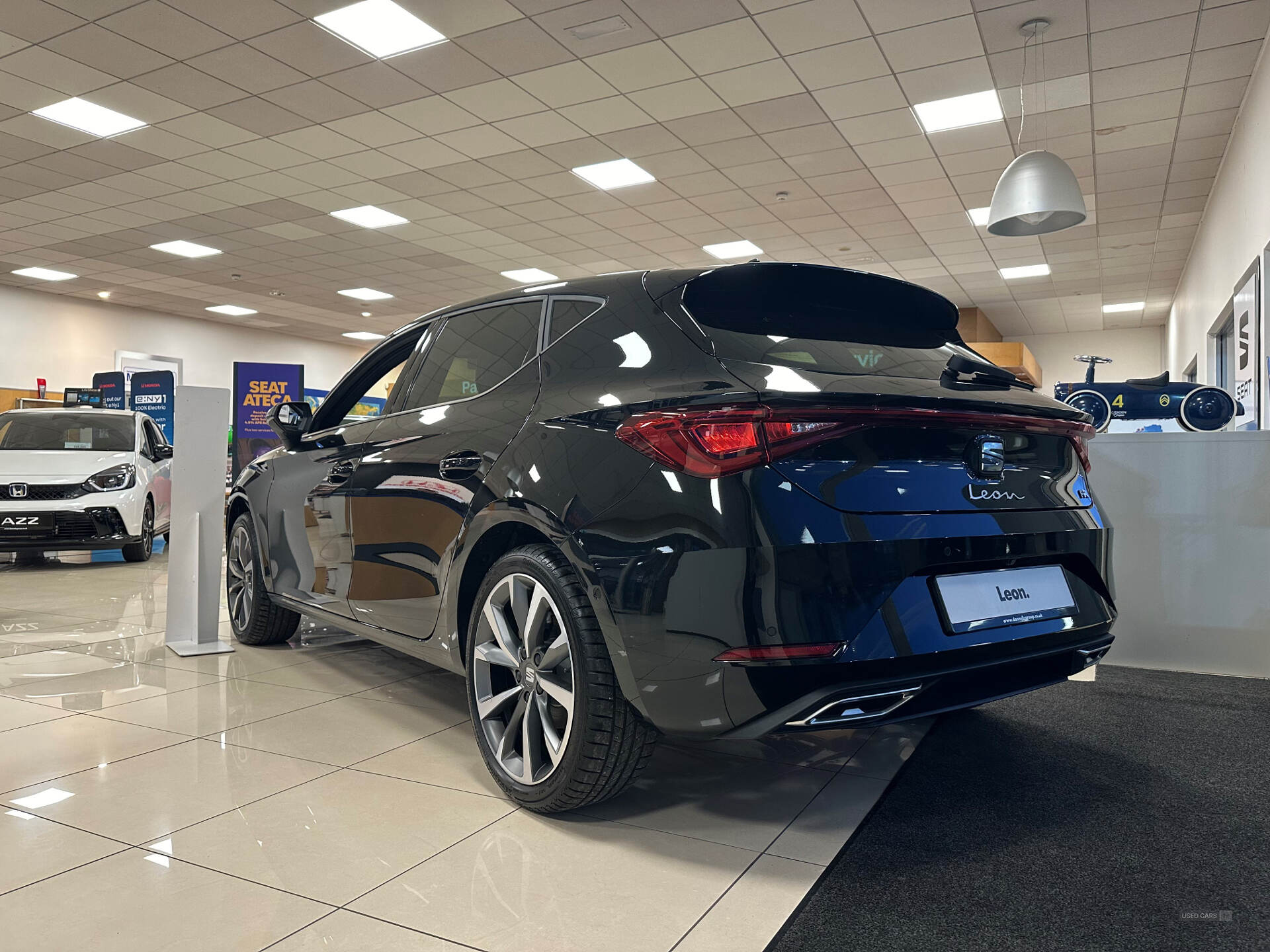 Jan 2025 Seat Leon Leon Hatchback 1.0 eTSI FR Sport 5dr DSG