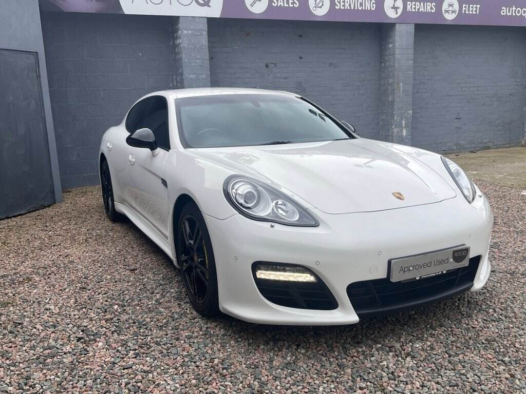 Apr 2012 Porsche Panamera 3.0 V6 Diesel 4dr Tiptronic S