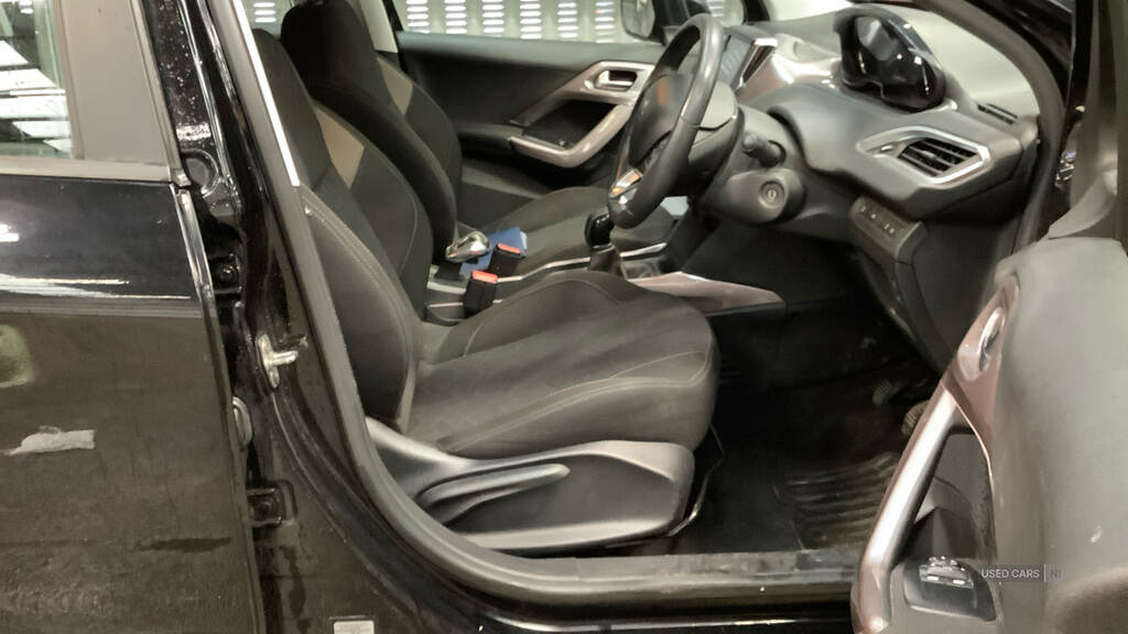 Jan 2015 Peugeot 2008 1.6 e-HDi Active 5dr
