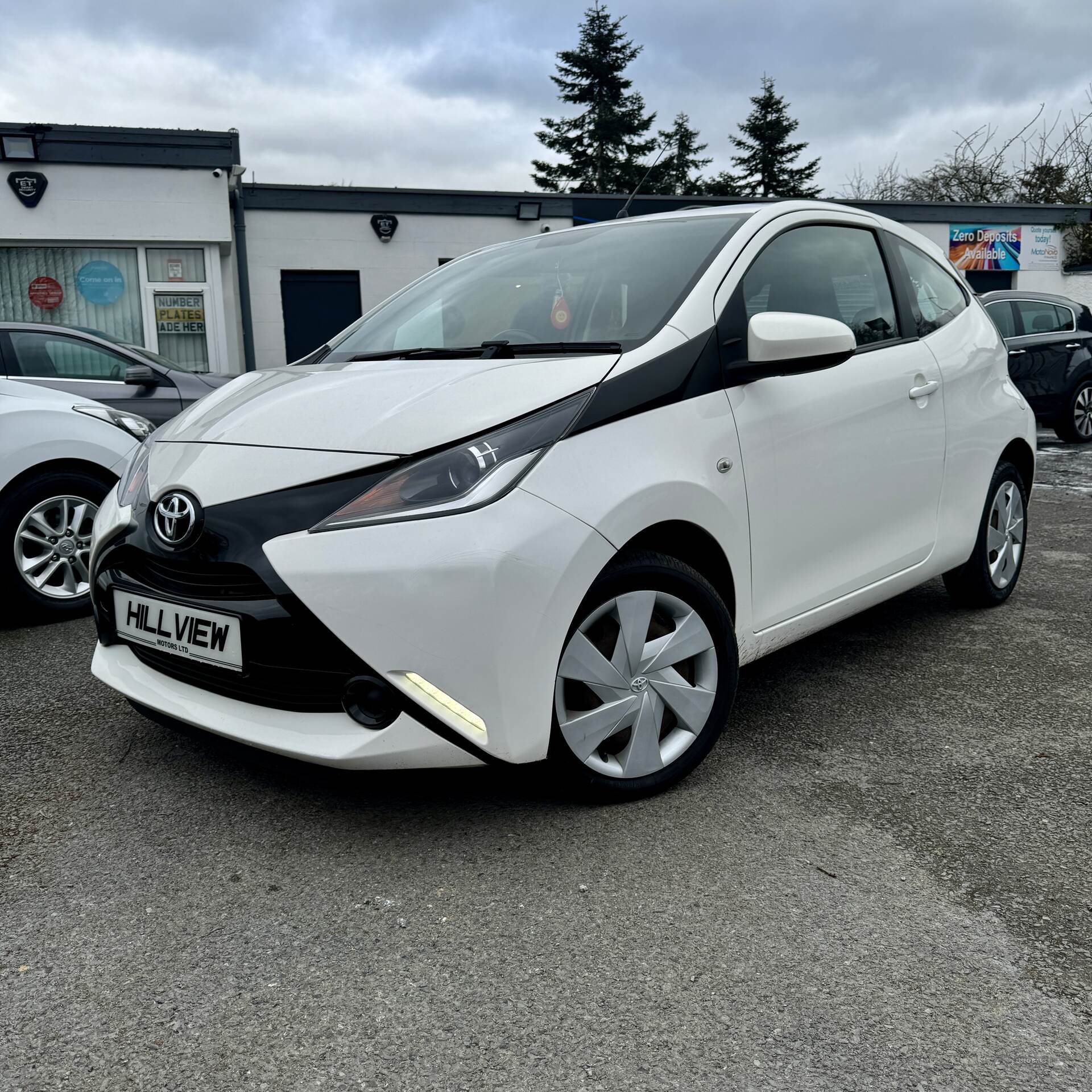 Toyota Aygo HATCHBACK in Down