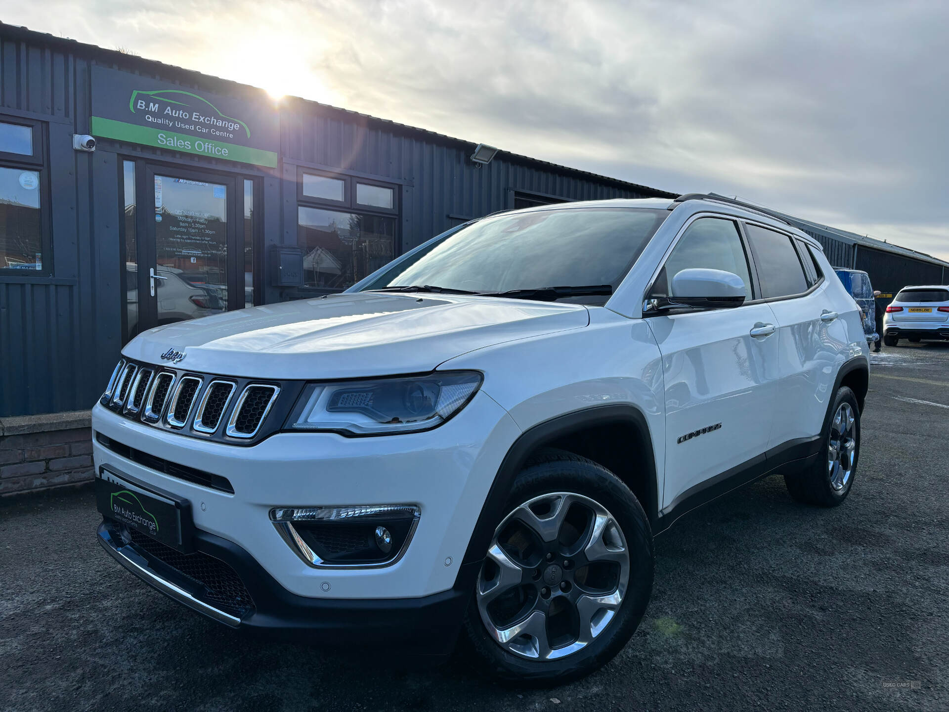 Jeep Compass SW in Down