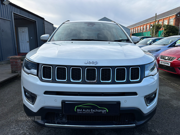 Jeep Compass SW in Down