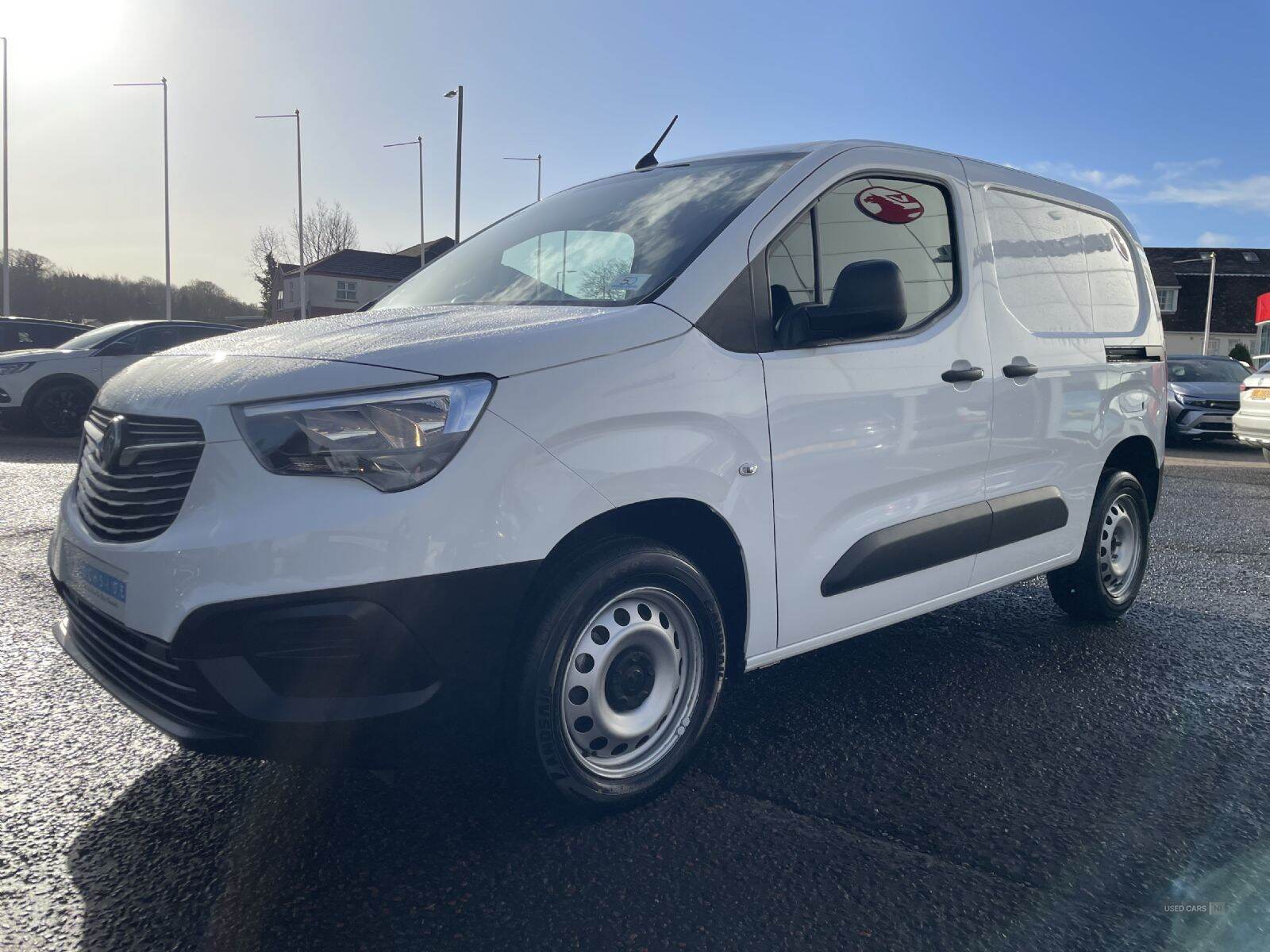 Jan 2022 Vauxhall Combo 2300 1.5 Turbo D 130ps H1 Dynamic Van