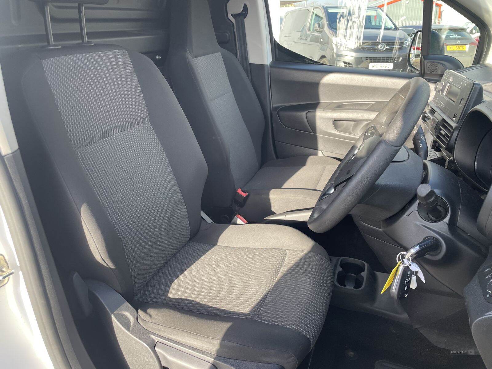Jan 2022 Vauxhall Combo 2300 1.5 Turbo D 130ps H1 Dynamic Van
