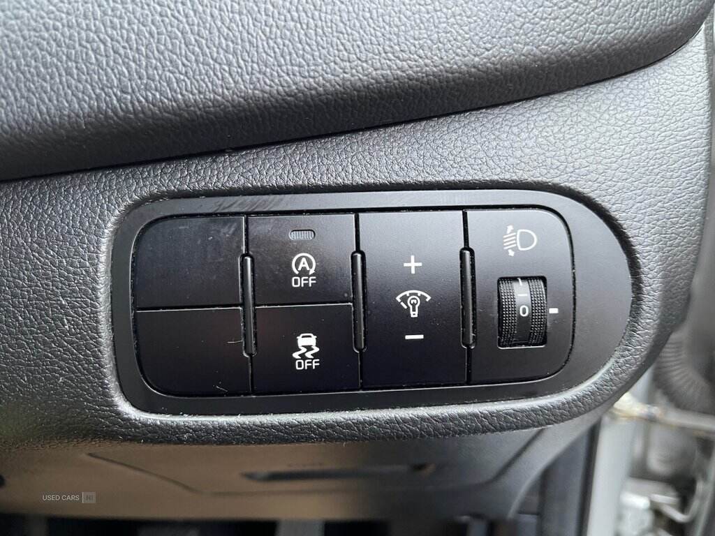 Apr 2014 Kia Carens 1.6 GDi 1 5dr