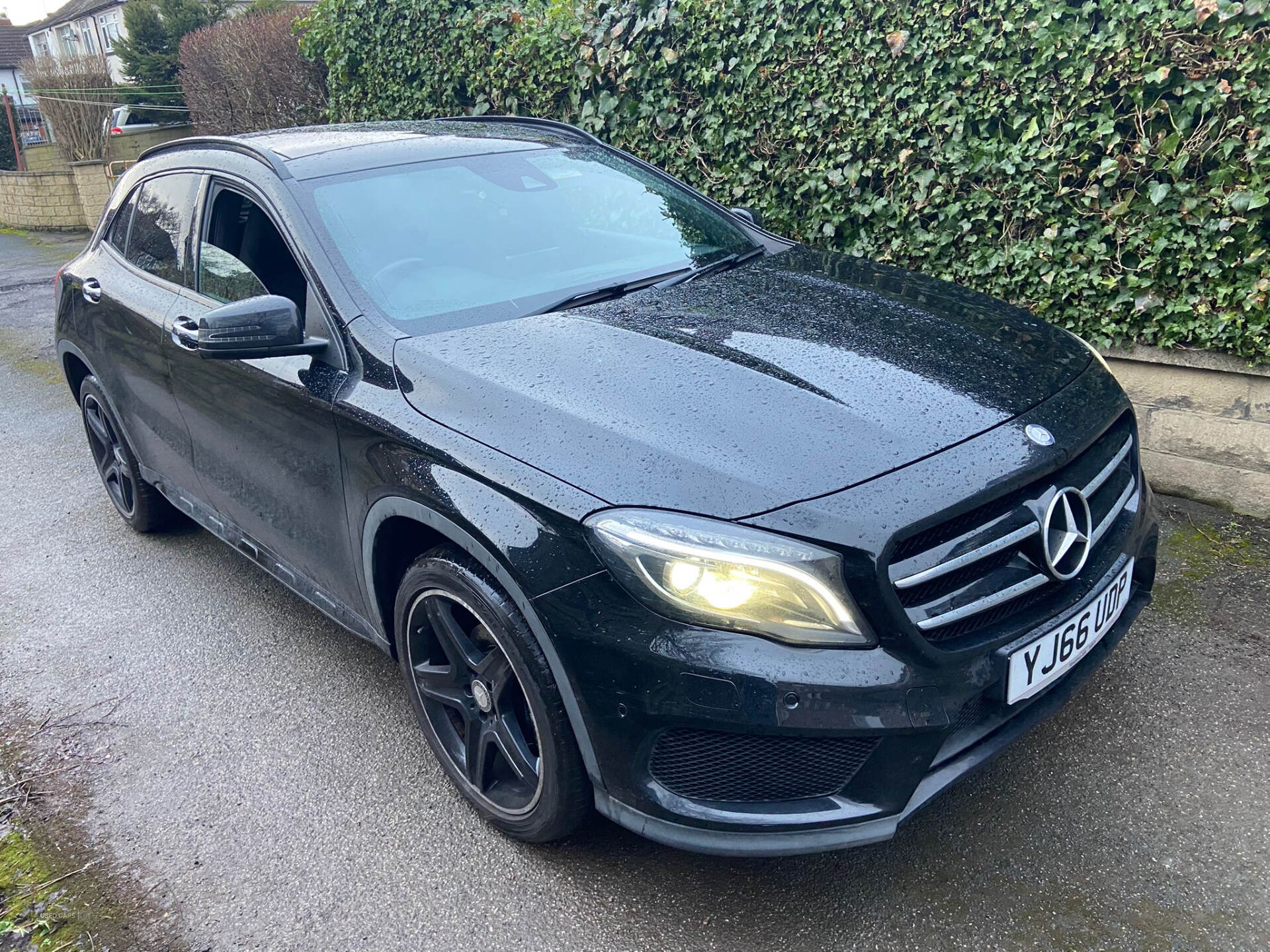 Sep 2016 Mercedes GLA-Class GLA 200d AMG Line 5dr Auto [Premium Plus]