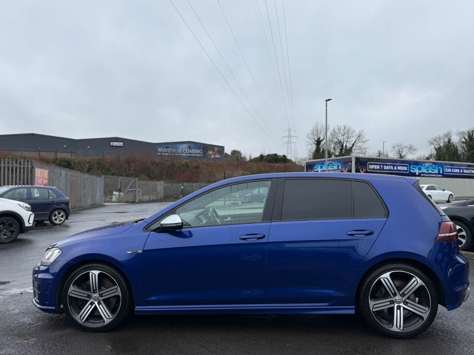 Volkswagen Golf HATCHBACK in Down