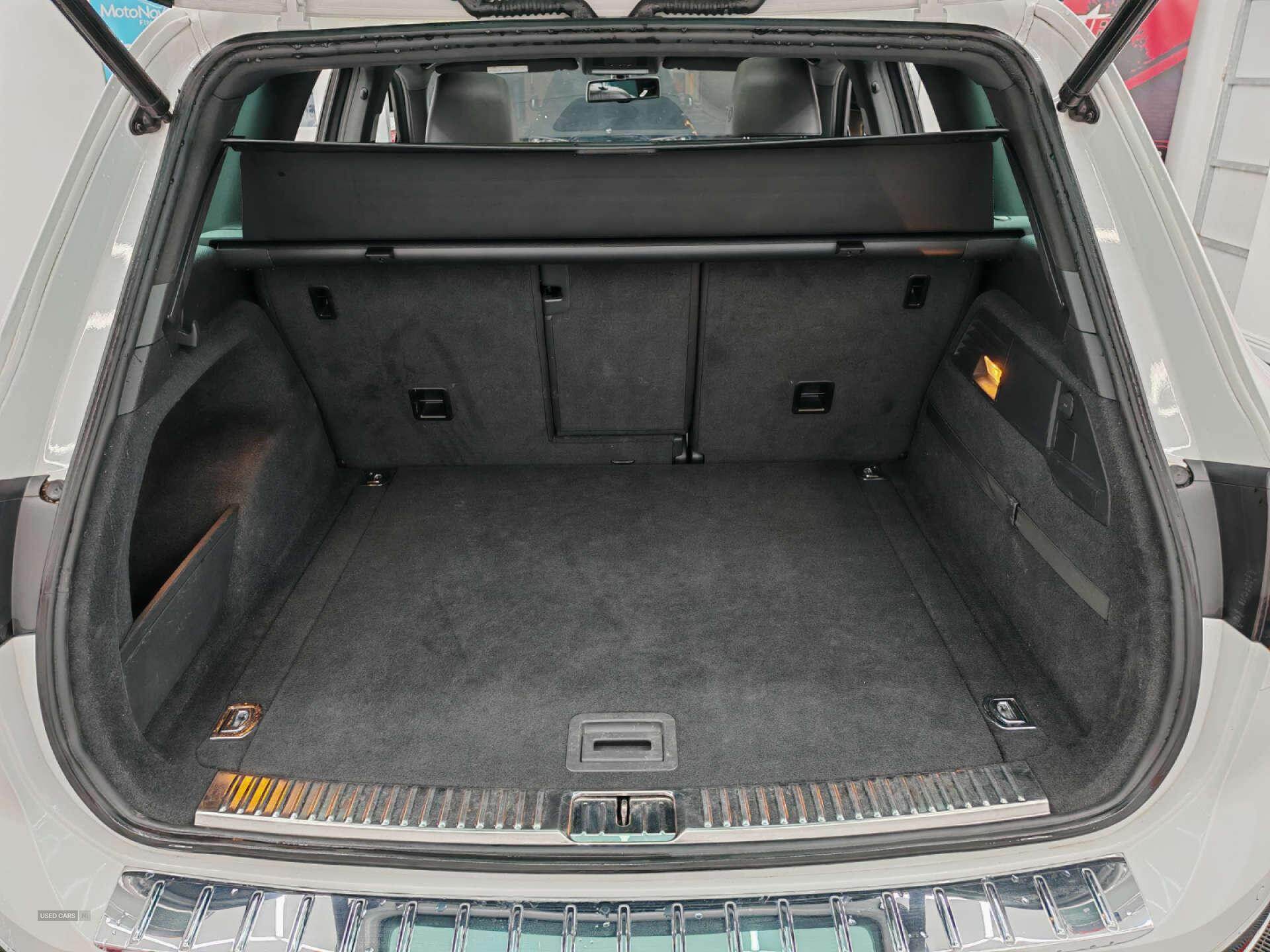 Apr 2015 Volkswagen Touareg 3.0 V6 TDI BlueMotion Tech 262 R-Line 5dr Tip Auto