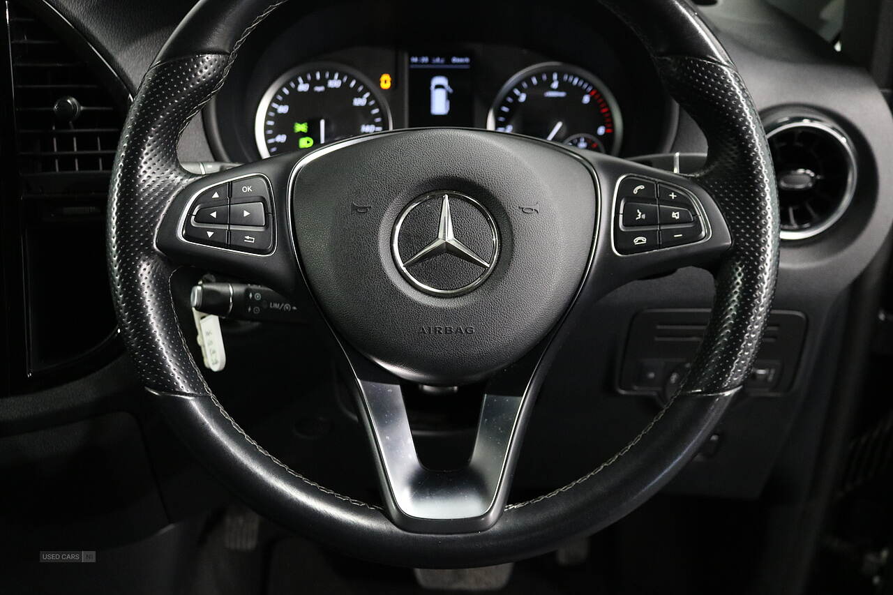 Jun 2022 Mercedes-Benz Vito 114 CDI Select 9-Seater
