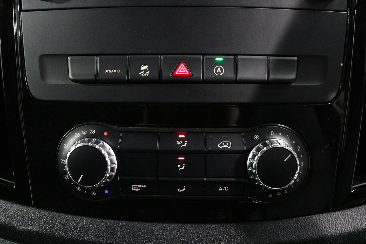 Jun 2022 Mercedes-Benz Vito 114 CDI Select 9-Seater