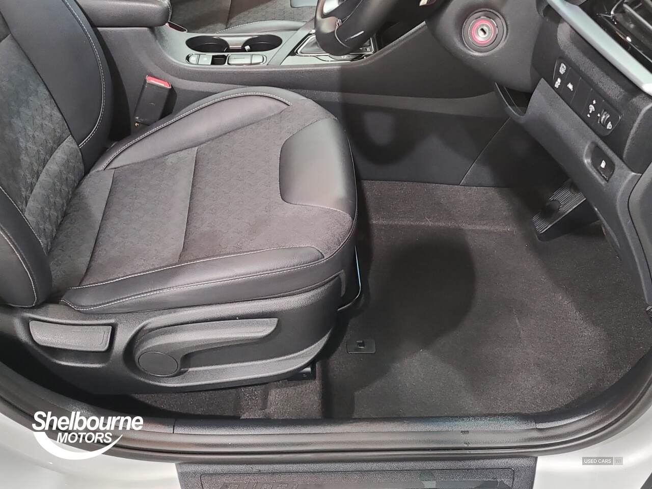Sep 2021 Kia Niro 1.6 GDi Hybrid 2 5dr DCT