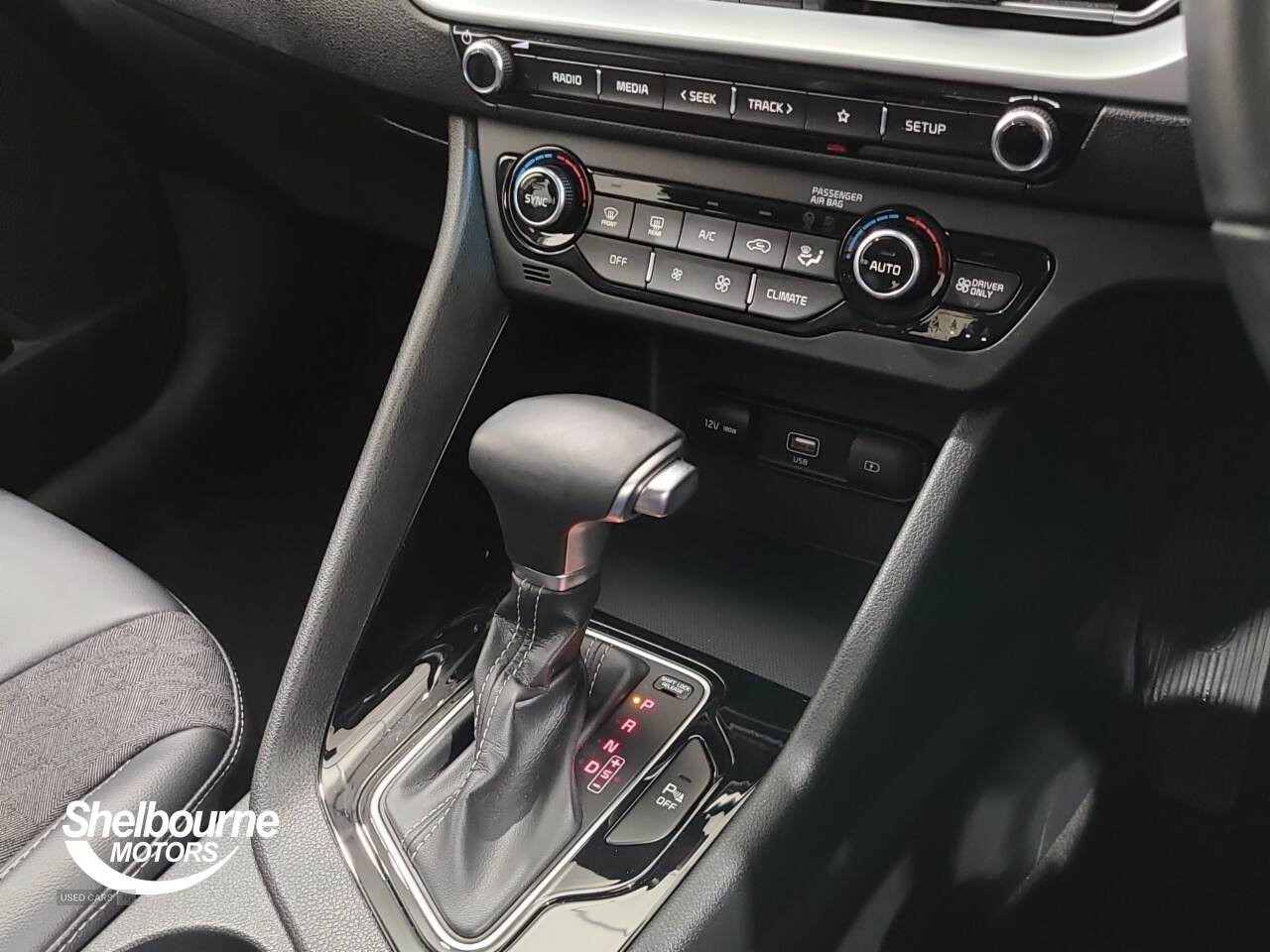 Sep 2021 Kia Niro 1.6 GDi Hybrid 2 5dr DCT