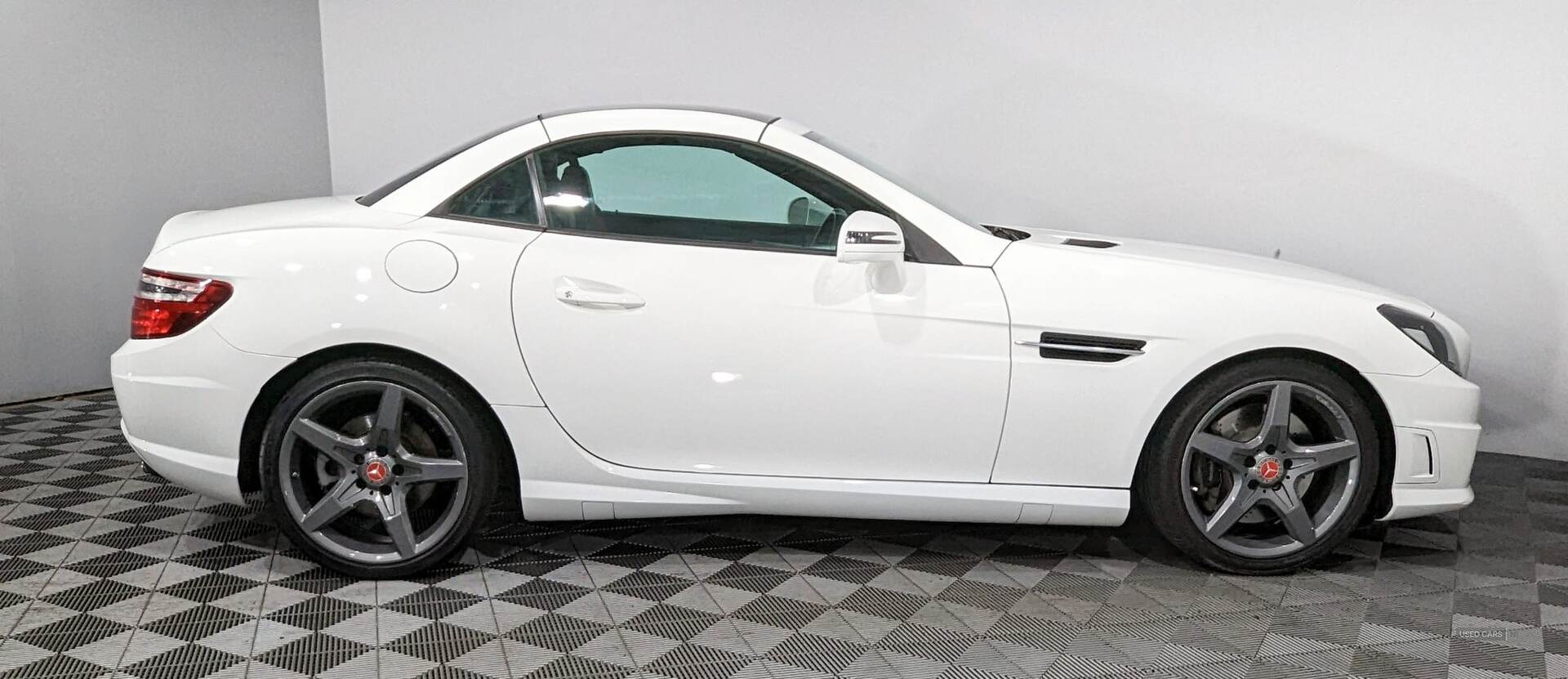 Jan 2014 Mercedes SLK-Class SLK 250 CDI BlueEFFICIENCY AMG Sport 2dr Tip Auto