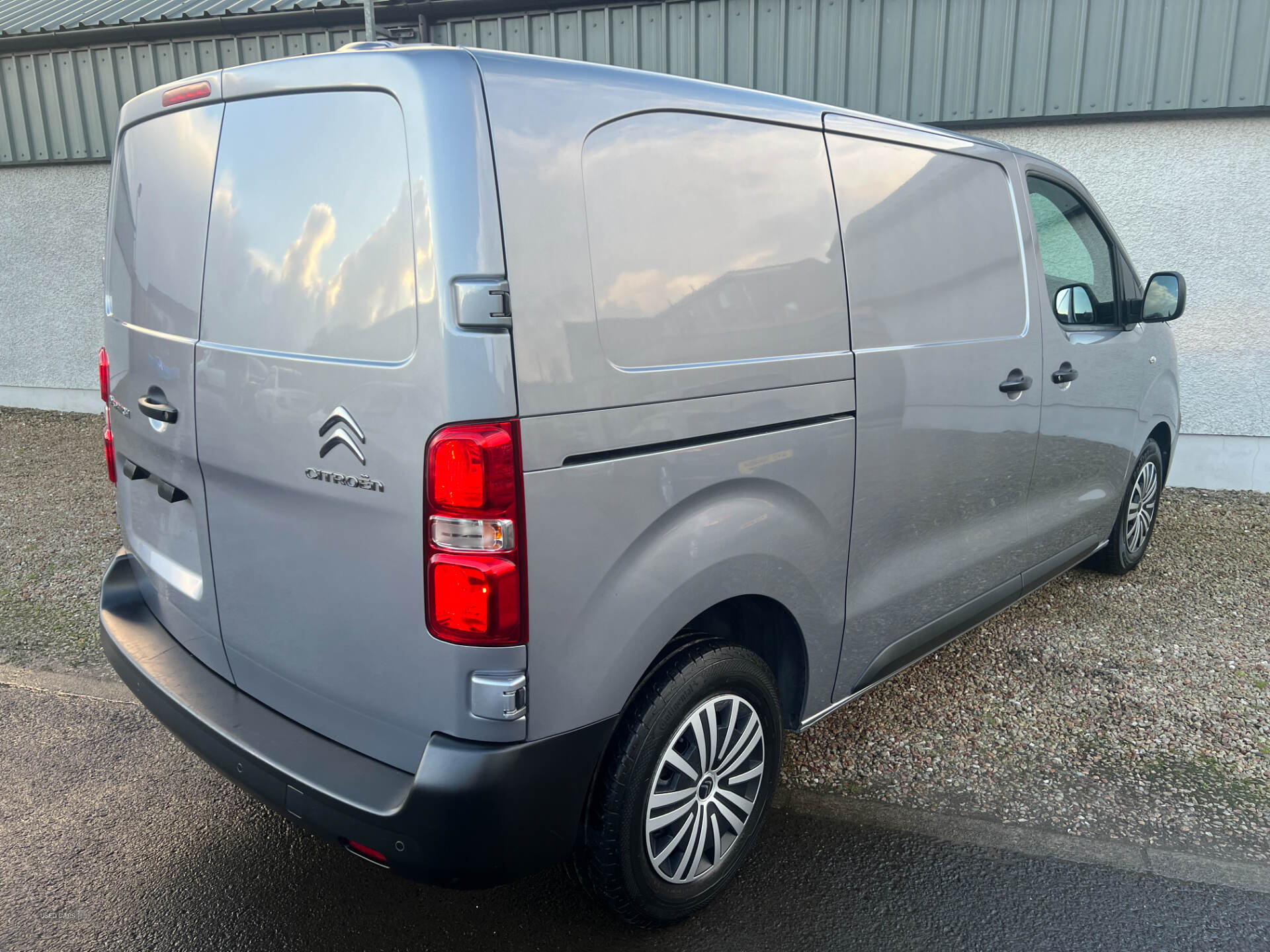 Jan 2021 Citroen Dispatch 1400 2.0 BlueHDi 120 Van Enterprise