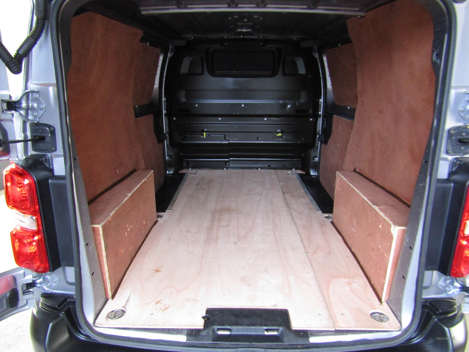 Jan 2021 Citroen Dispatch 1400 2.0 BlueHDi 120 Van Enterprise