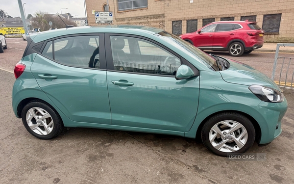 Hyundai i10 HATCHBACK in Down