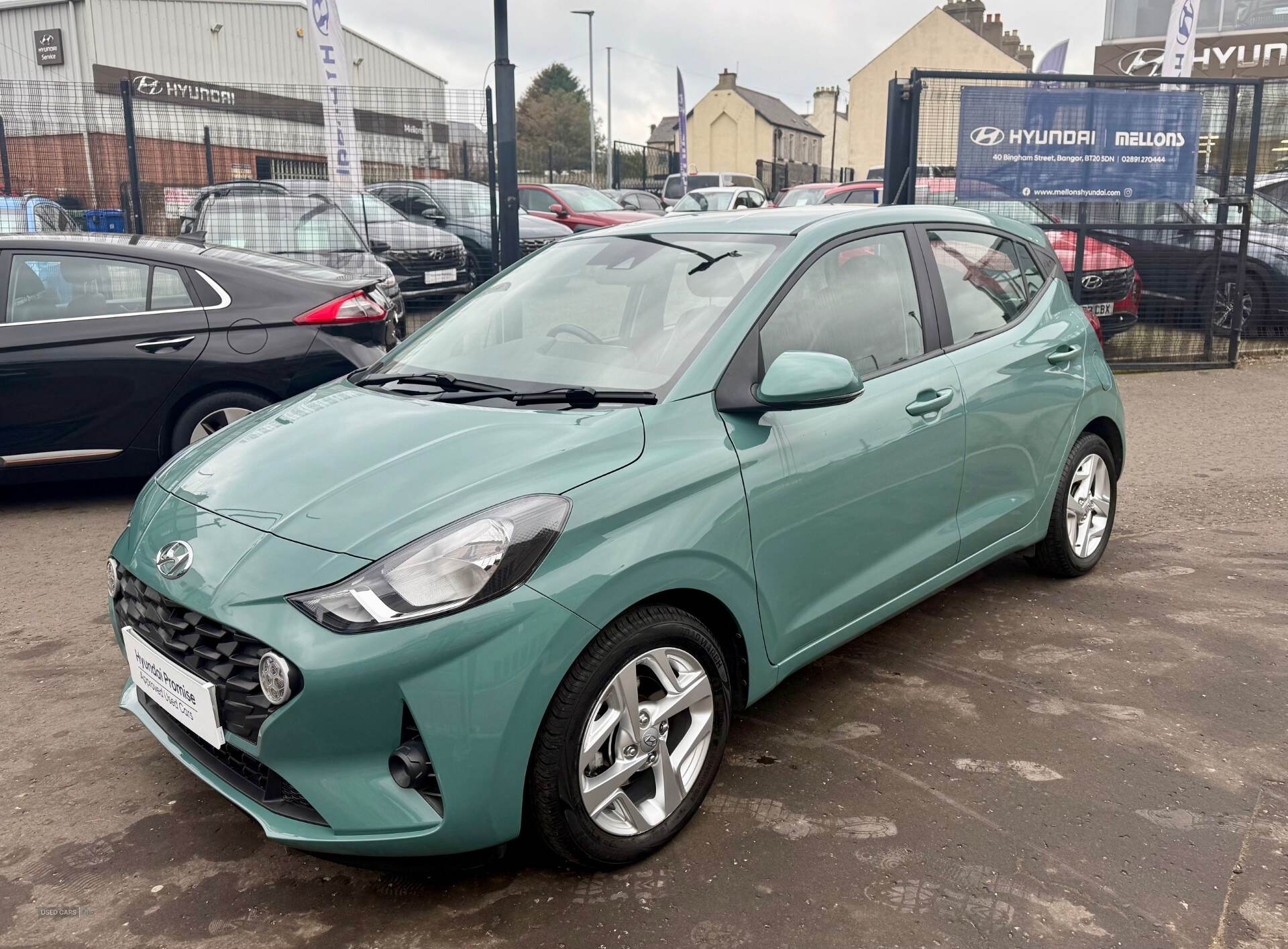 Hyundai i10 HATCHBACK in Down