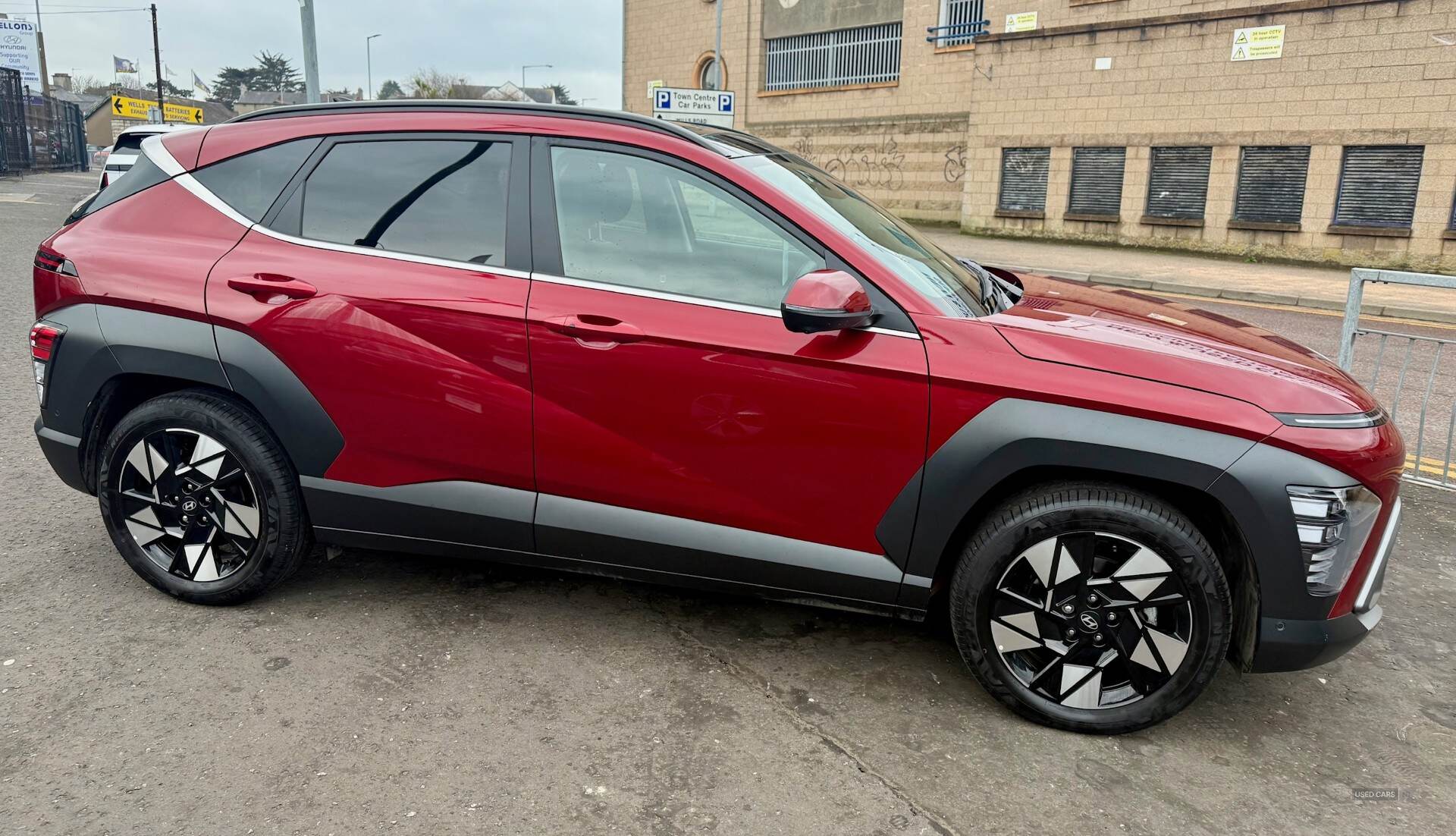 Hyundai Kona HATCHBACK in Down