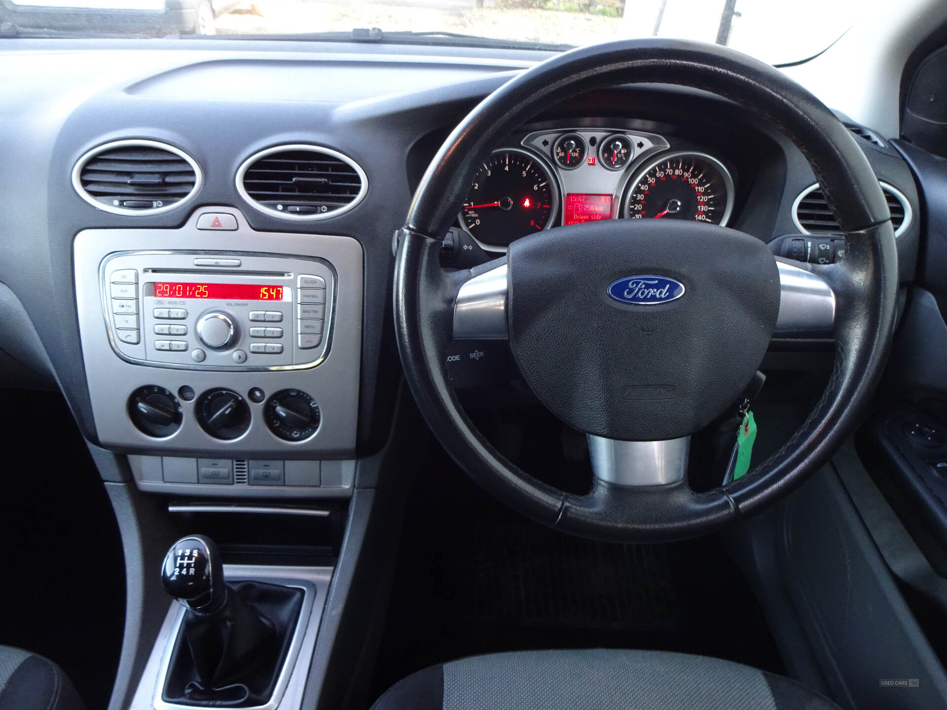 Dec 2009 Ford Focus 1.6 Zetec 5dr