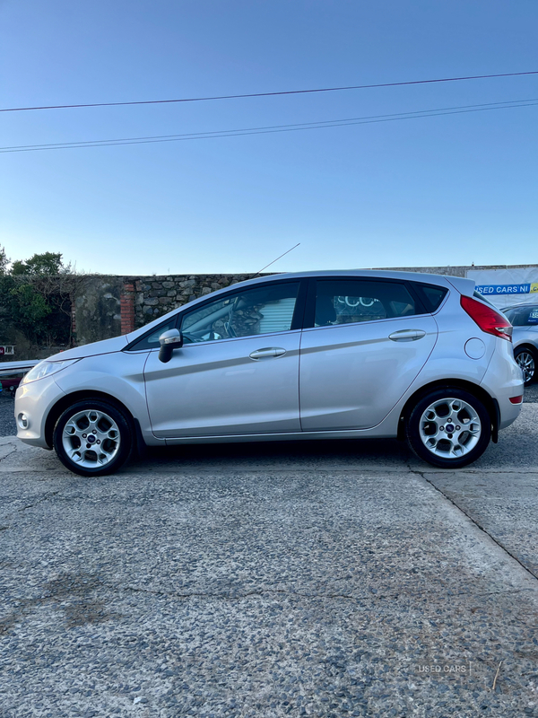 Ford Fiesta HATCHBACK in Down