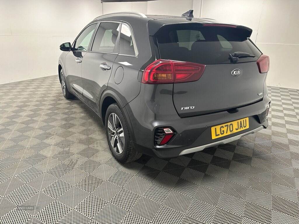 Sep 2020 Kia Niro 1.6 GDi Hybrid 2 5dr DCT