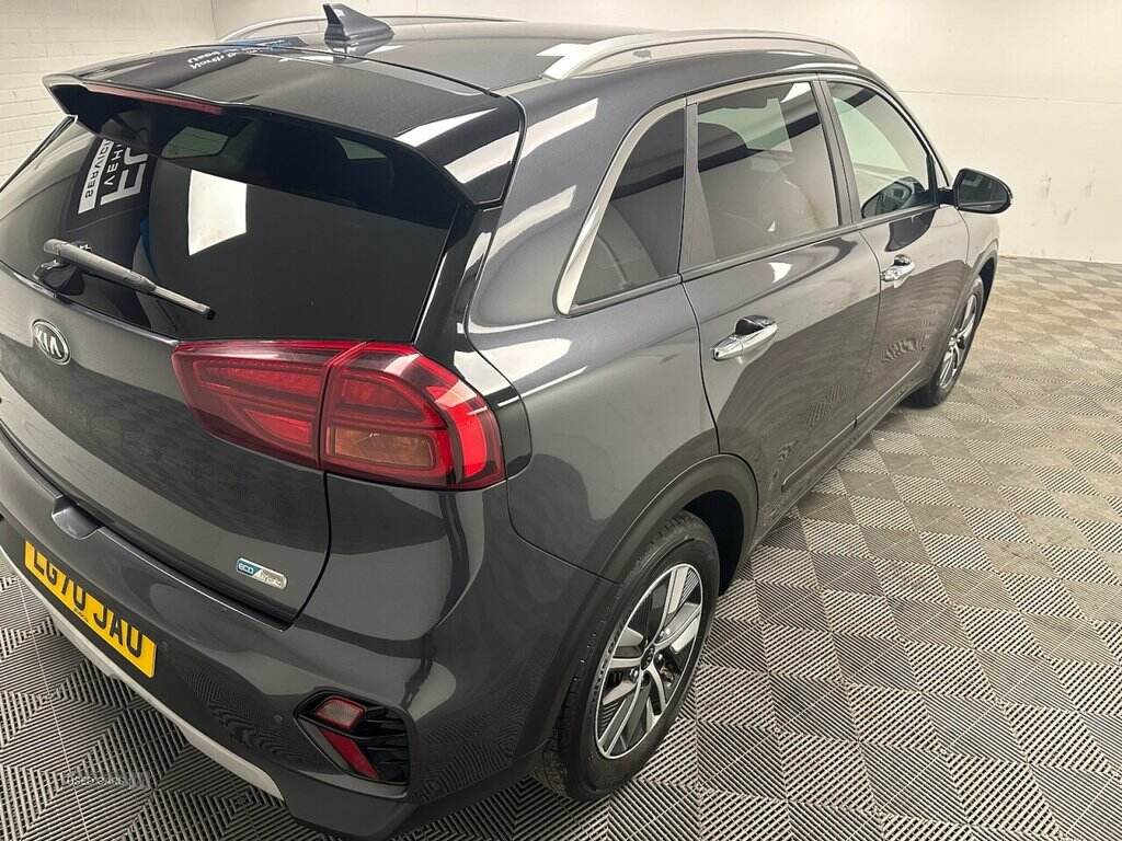 Sep 2020 Kia Niro 1.6 GDi Hybrid 2 5dr DCT