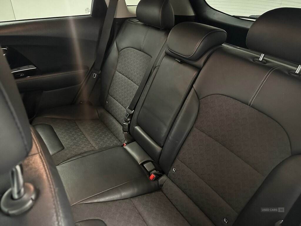 Sep 2020 Kia Niro 1.6 GDi Hybrid 2 5dr DCT