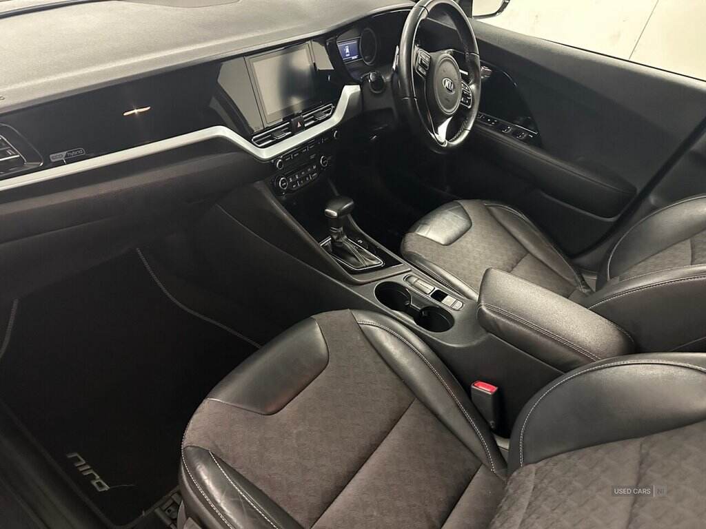 Sep 2020 Kia Niro 1.6 GDi Hybrid 2 5dr DCT