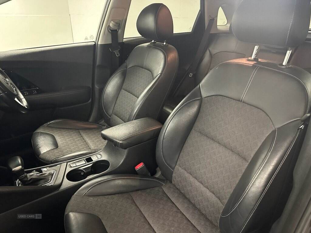 Sep 2020 Kia Niro 1.6 GDi Hybrid 2 5dr DCT