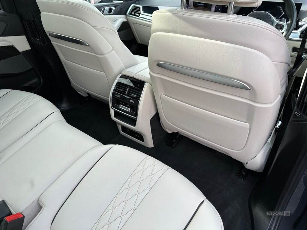 May 2023 BMW X7 xDrive40d MHT M Sport 5dr Step Auto