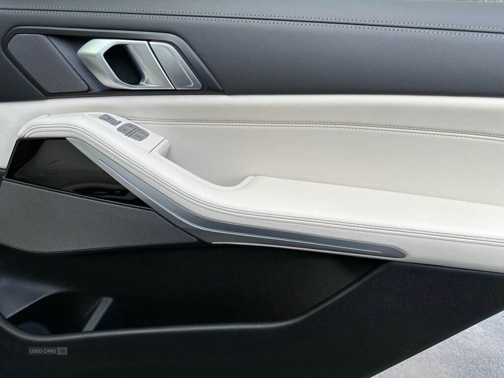 May 2023 BMW X7 xDrive40d MHT M Sport 5dr Step Auto