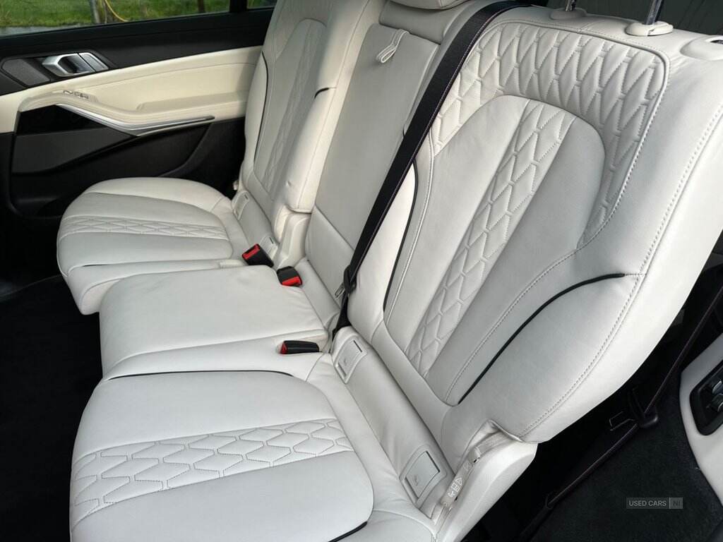 May 2023 BMW X7 xDrive40d MHT M Sport 5dr Step Auto