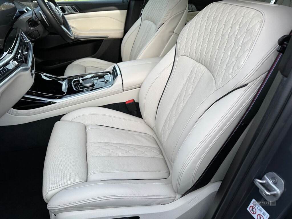 May 2023 BMW X7 xDrive40d MHT M Sport 5dr Step Auto