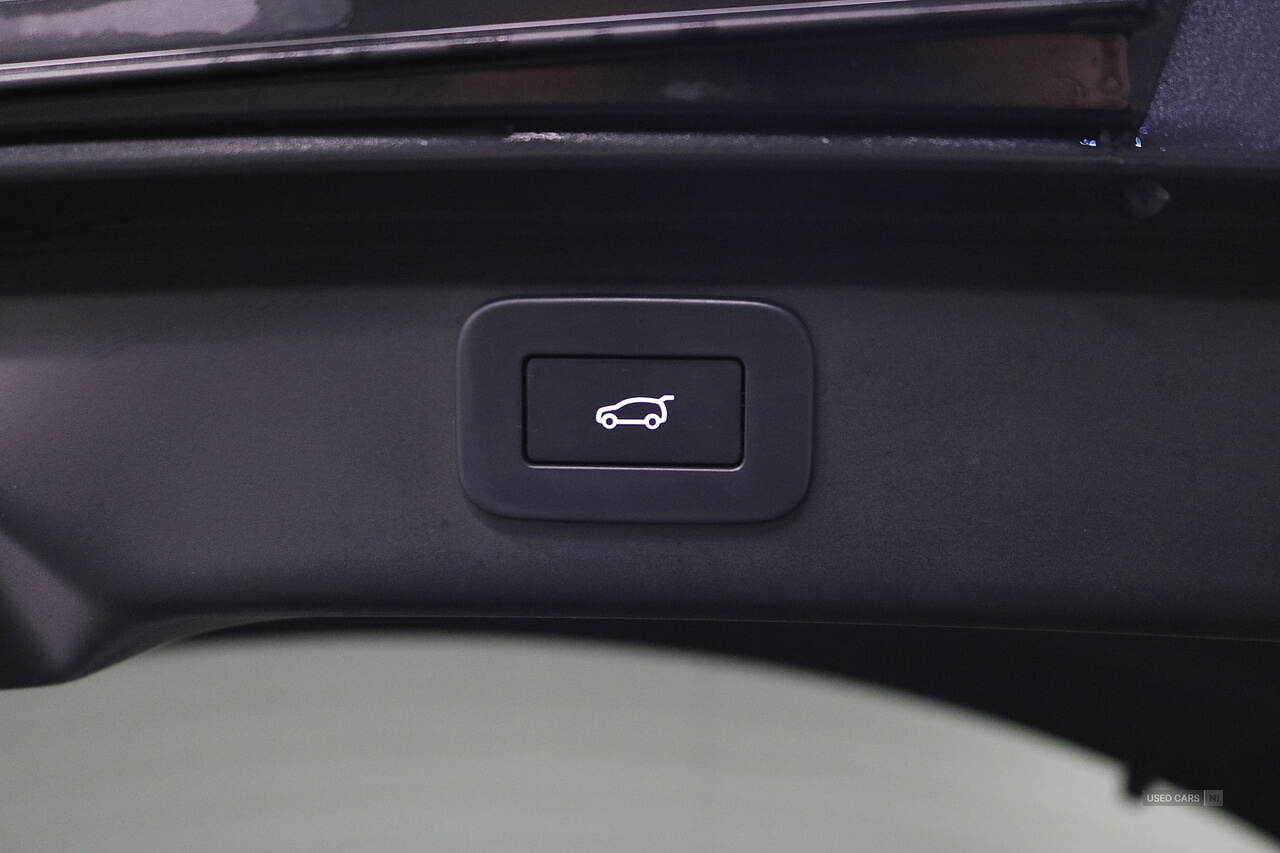 Feb 2024 Jaguar i-Pace 294kW EV400 R-Dynamic HSE Black 90kWh 5dr Auto
