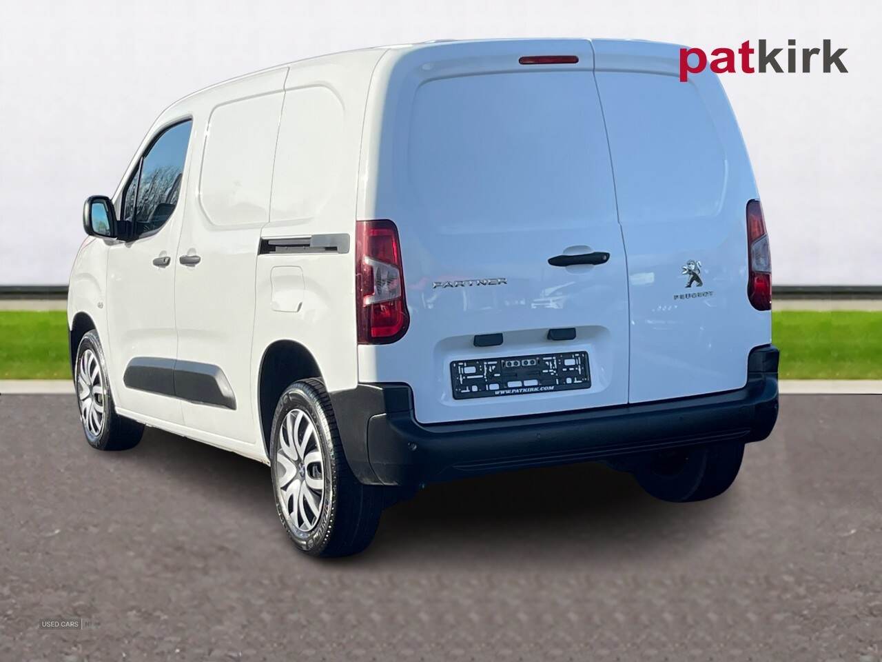 Oct 2021 Peugeot Partner 1000 1.5 BlueHDi 130 Professional Premium Van EAT8