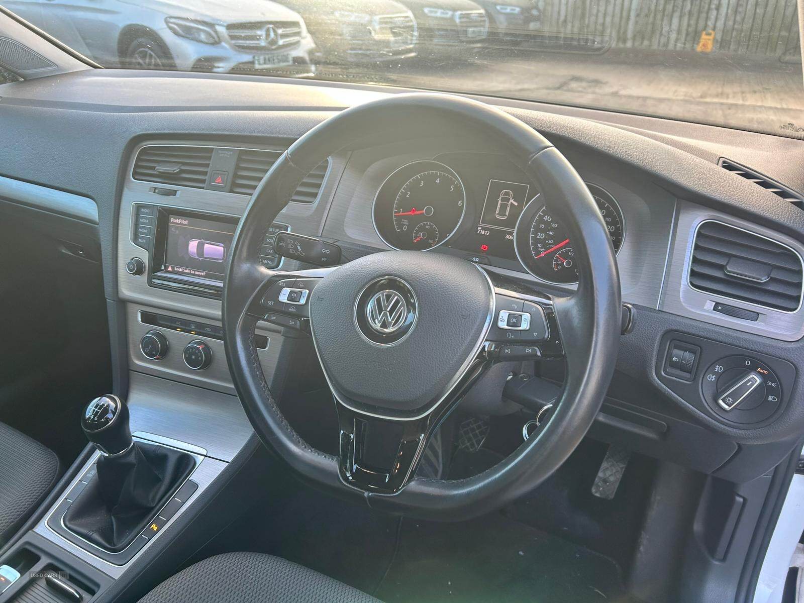 Volkswagen Golf HATCHBACK in Down