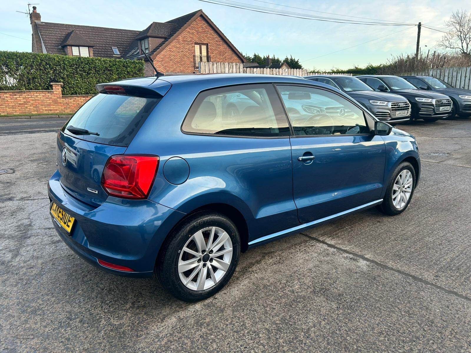 Volkswagen Polo HATCHBACK in Down